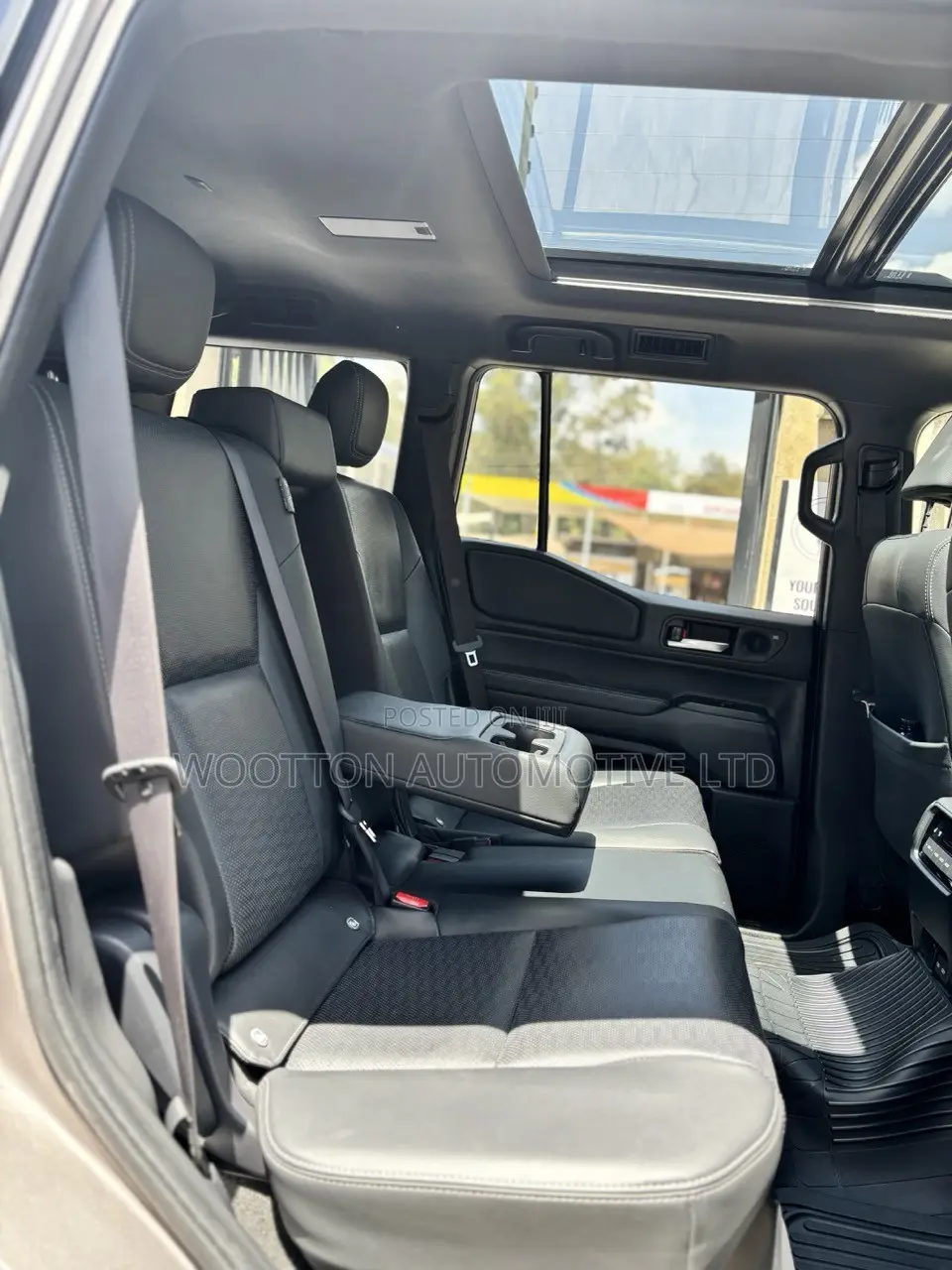 Toyota Land Cruiser Prado 2025