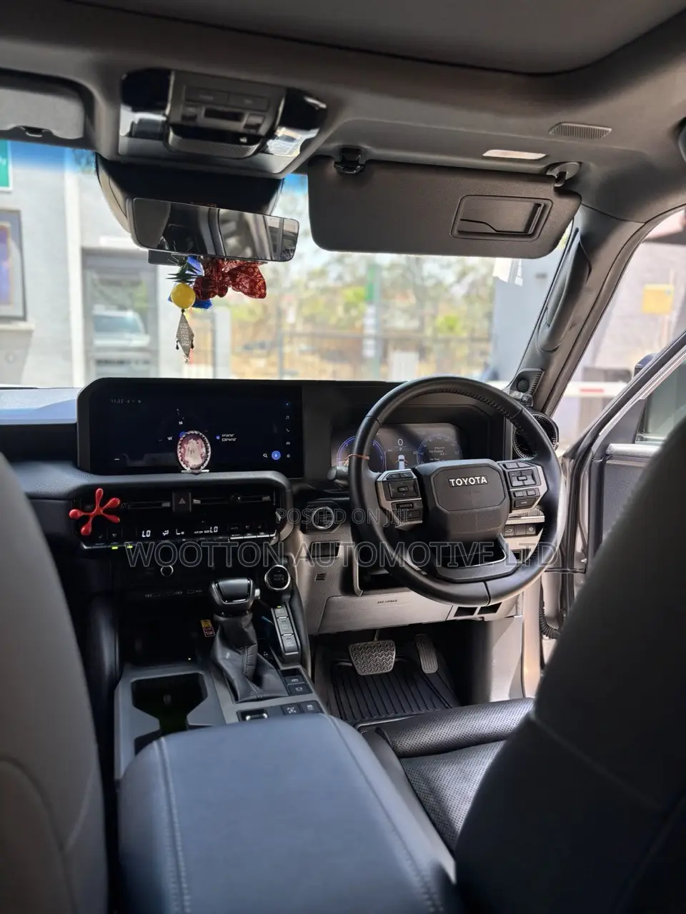 Toyota Land Cruiser Prado 2025