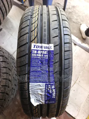 235/60r18 Townhall