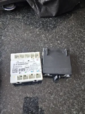 W222 Mercedes-Benz Door Control Modules