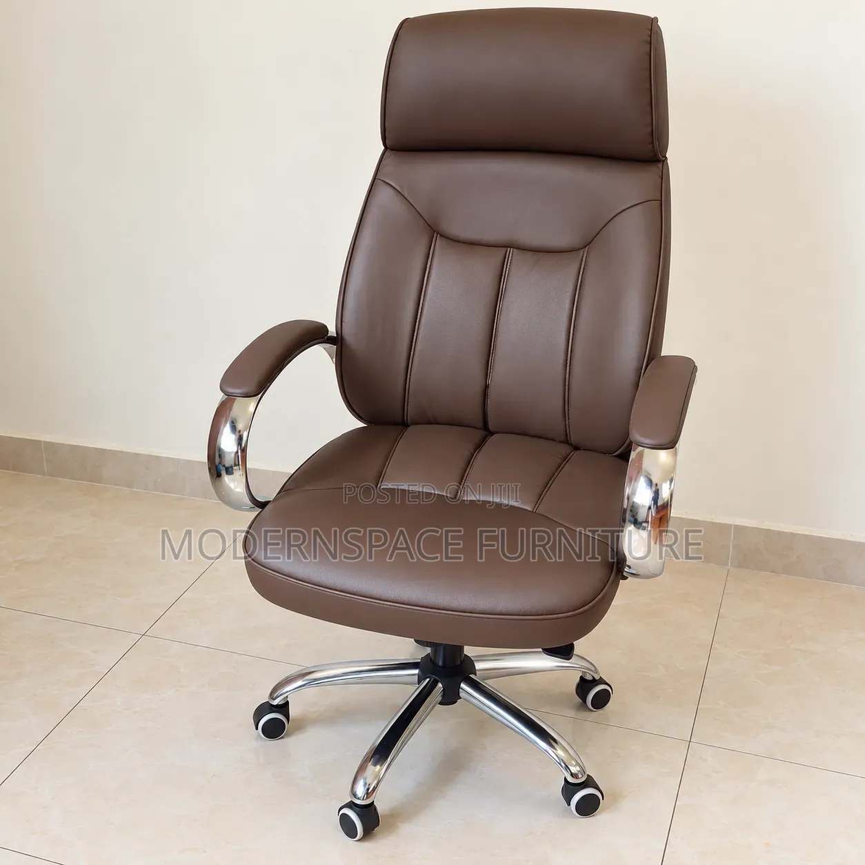 Comfortable Brown Executive Office Chair