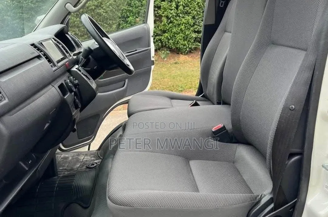Toyota HiAce 2020 White