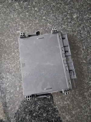 W221 Headlight Ballast Control Module