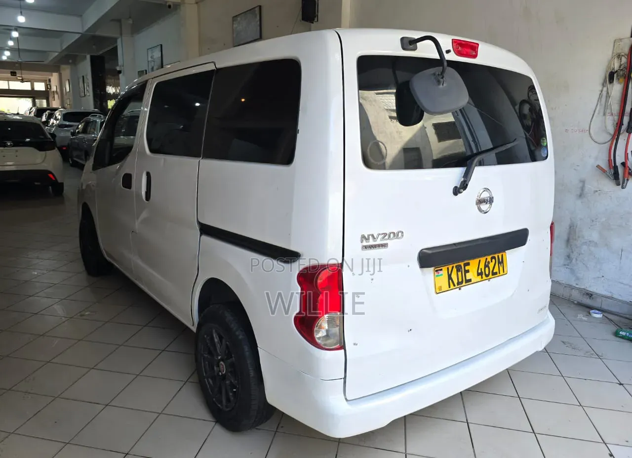 Nissan Vanette 2014 White