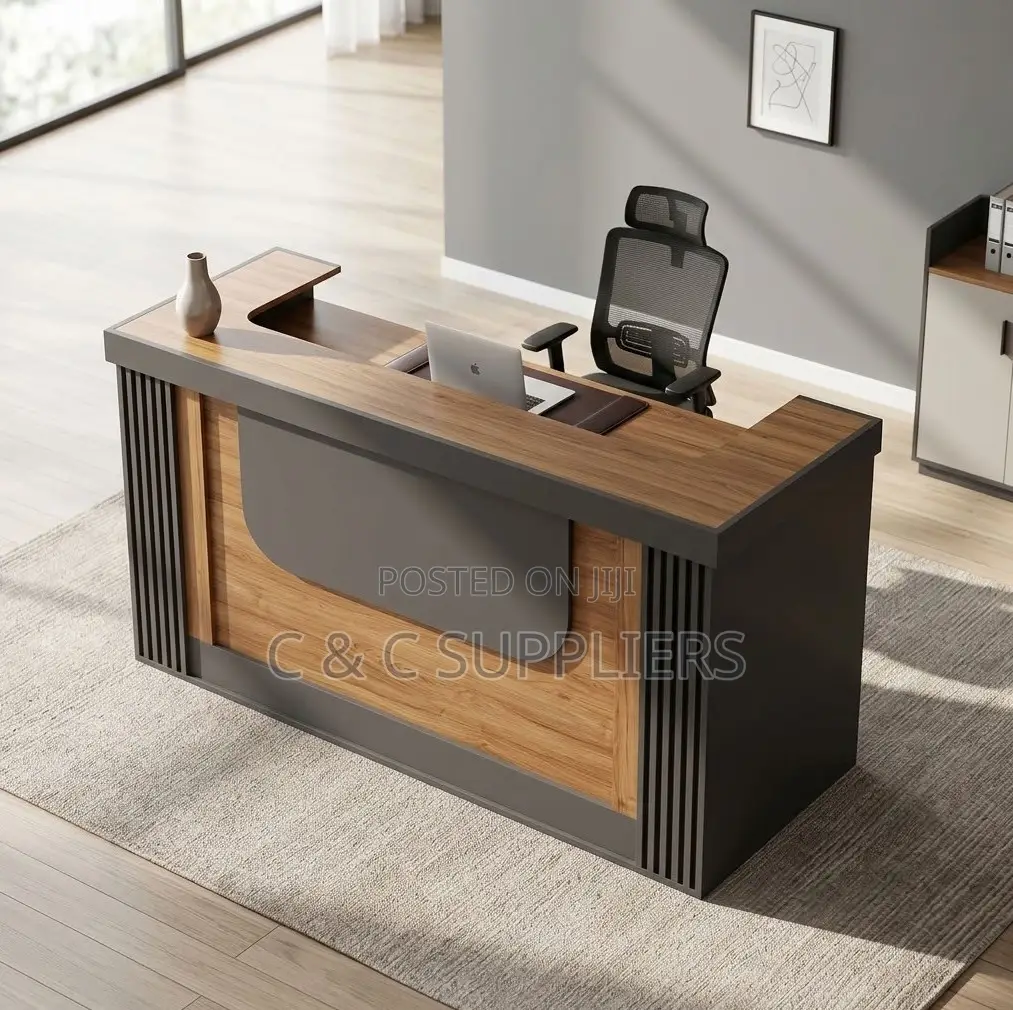 2000mmm Executive Reception Desk.