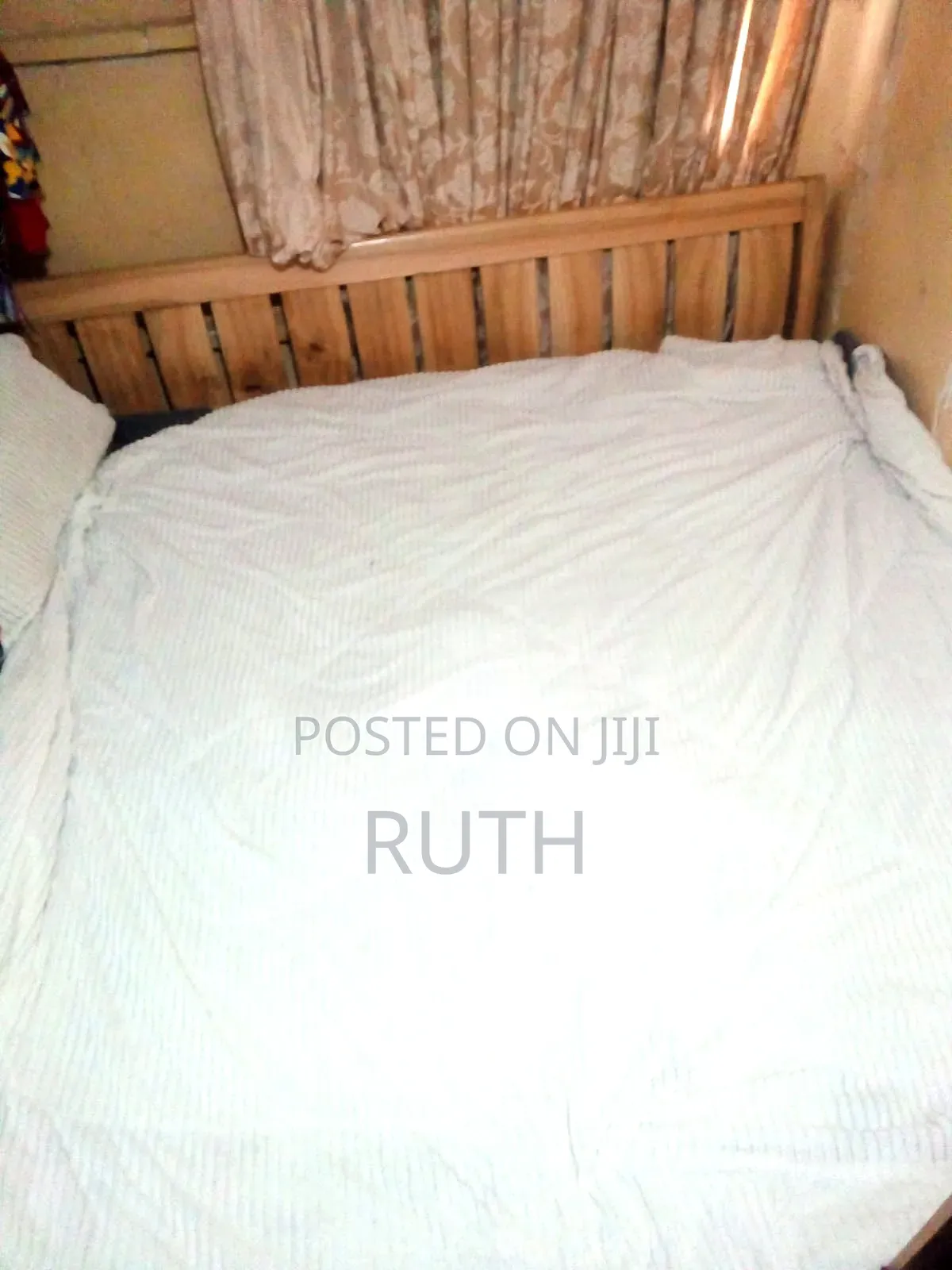 *6x6 Bed and Mattress +A Free White Stool