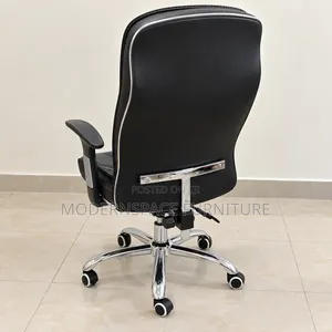 Executive Leather Swivel Chair