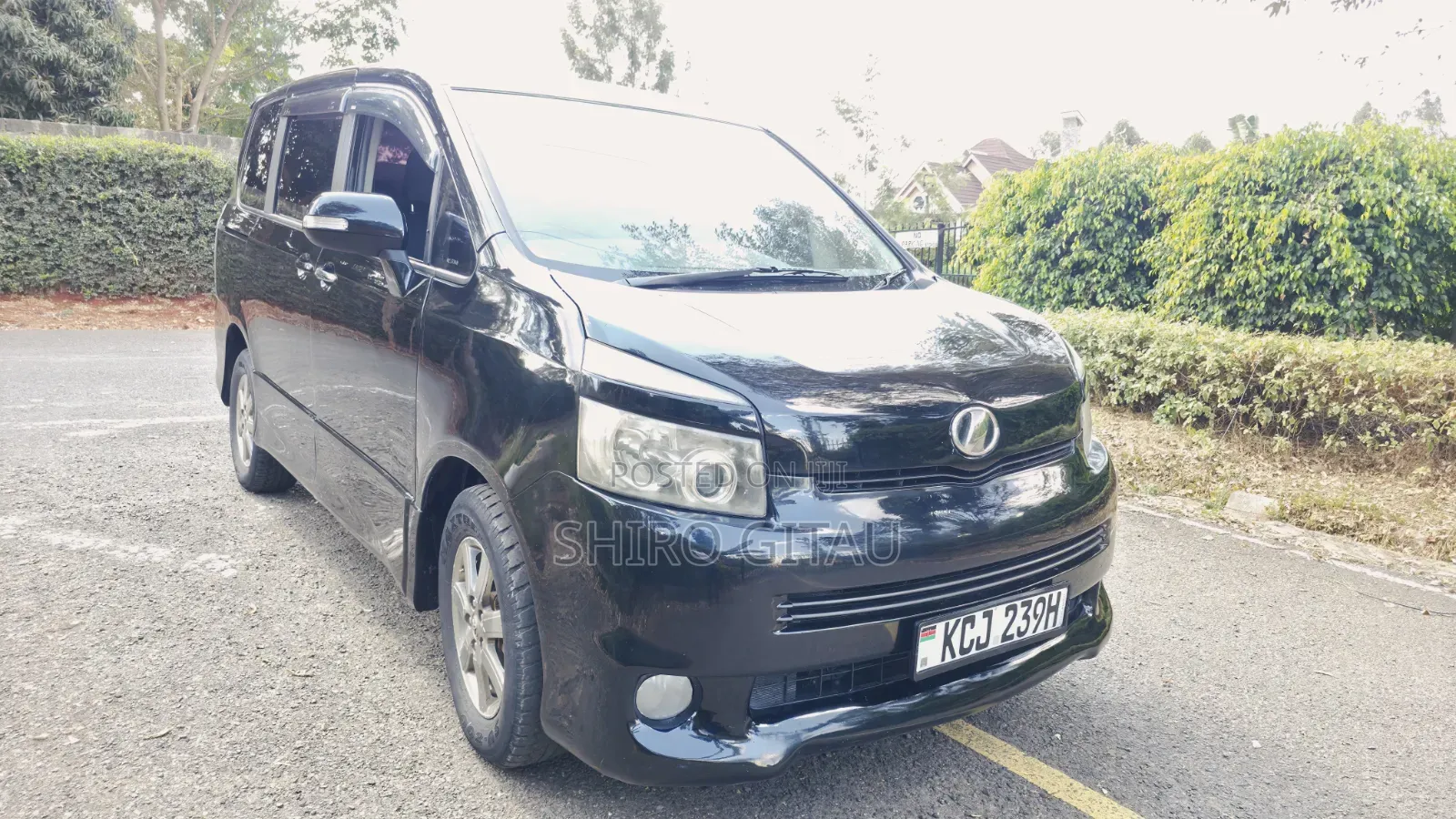 Toyota Voxy 2009 Black