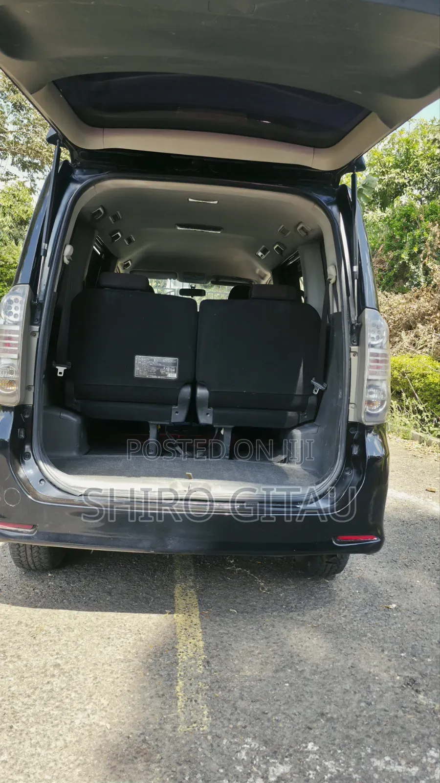 Toyota Voxy 2009 Black