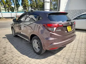 Honda Vezel 1.5 Hybrid 2WD 2018 Purple
