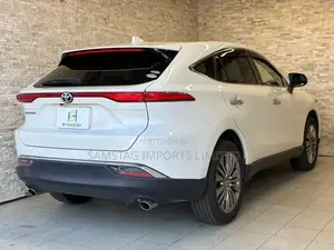 Toyota Harrier 2.0 2020 Pearl