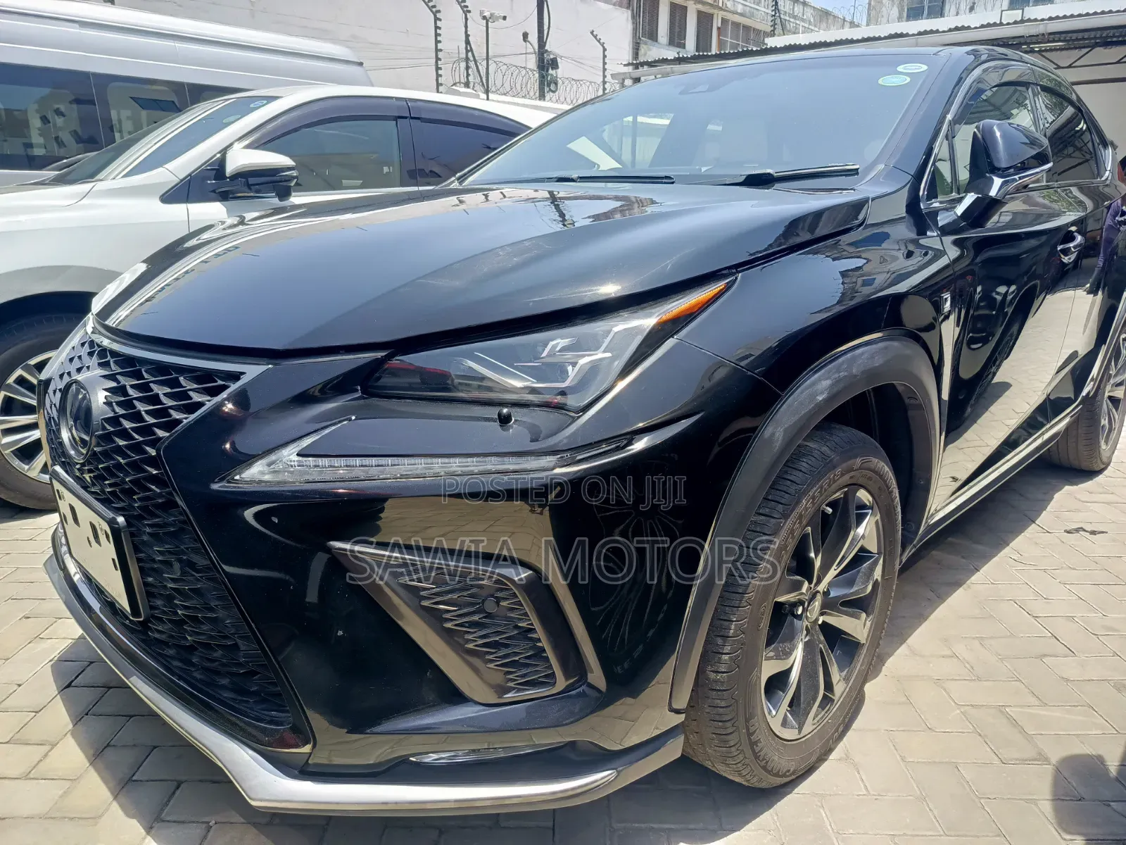 Lexus NX 300h FWD 2020 Black