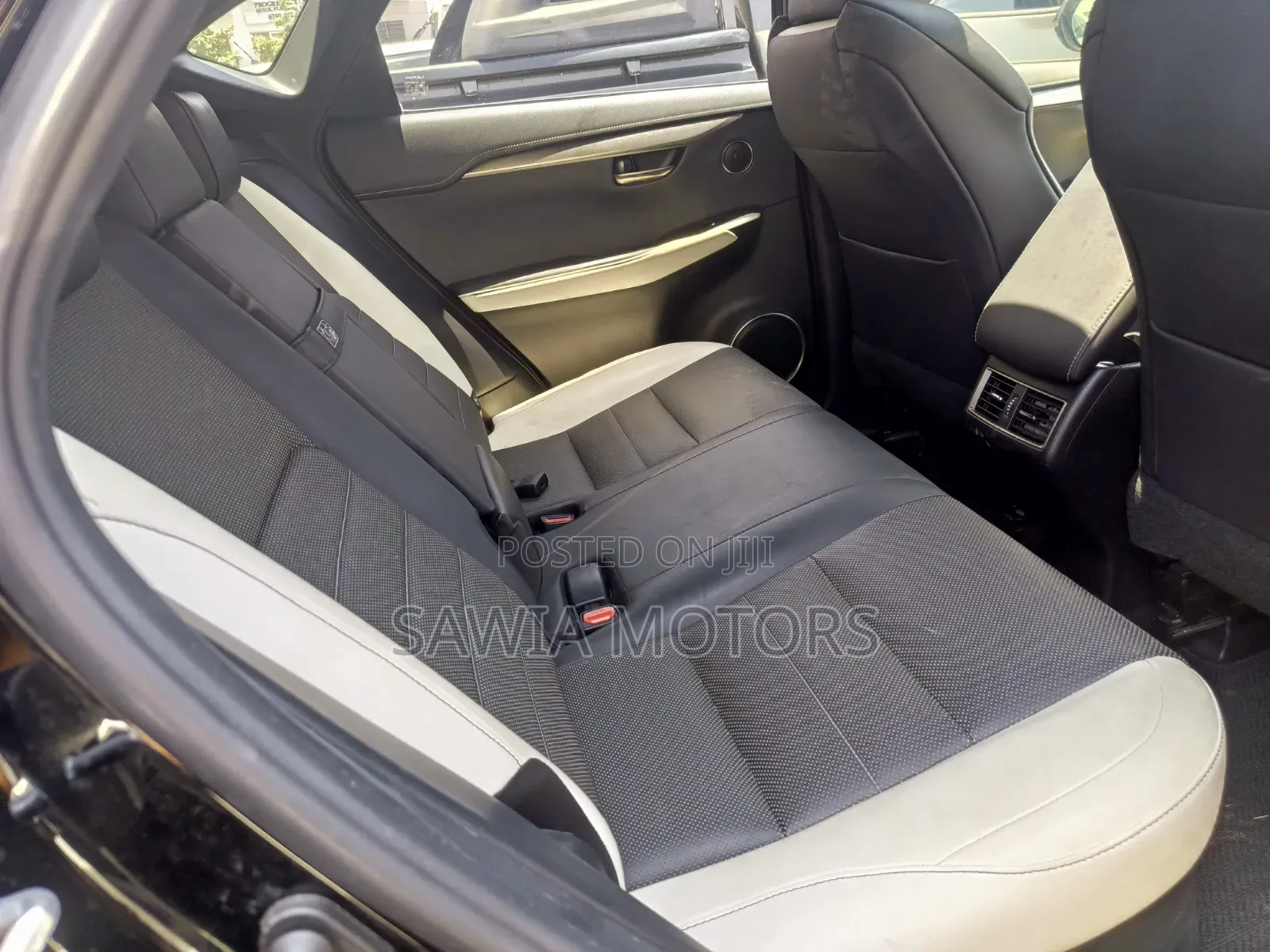Lexus NX 300h FWD 2020 Black
