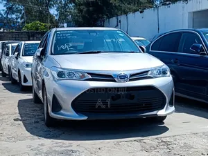Toyota Axio 1.5 Hybrid 2WD 2019 Silver