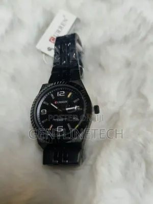 Curren 8498 Black Fashion Watch – KSh 2,500