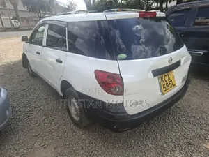 Nissan Advan 2012 White