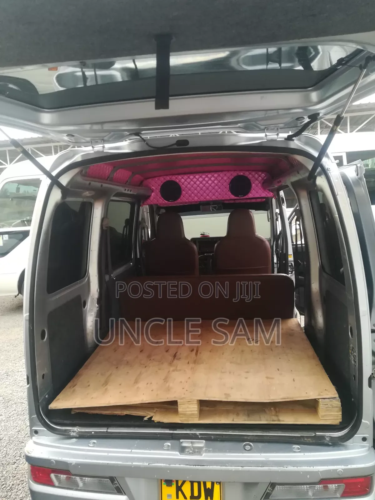 Daihatsu Hijet 2018 Grey