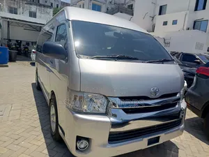 Toyota HiAce 2020 Silver