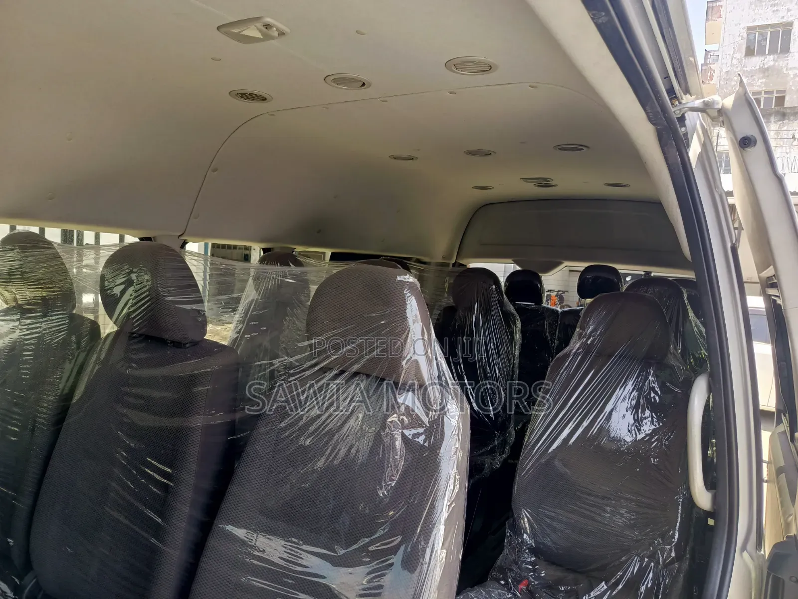 Toyota HiAce 2020 Silver