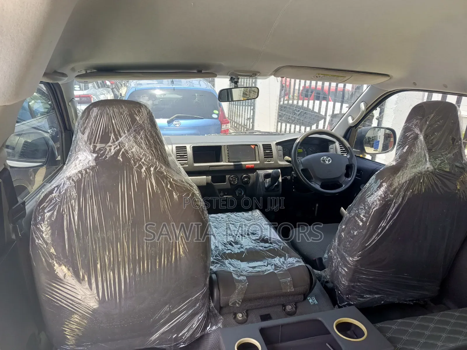 Toyota HiAce 2020 Silver