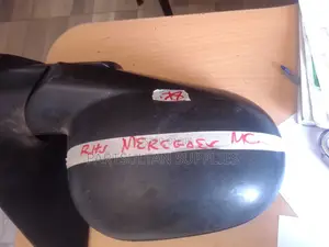 Right Hand Side Side Mirror Merceds Mc