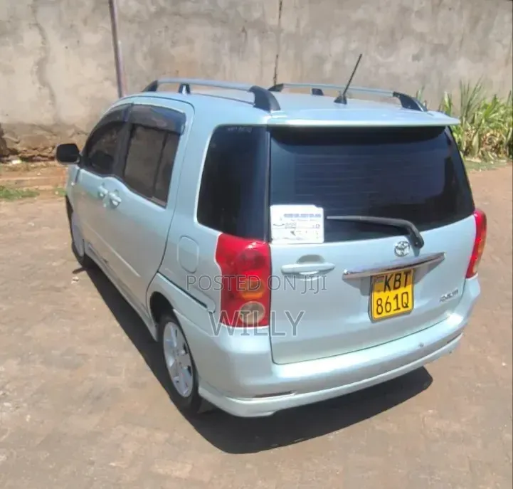 Toyota Raum 1.5 AWD 2005 Gray