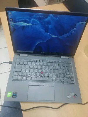 Laptop Lenovo ThinkPad X1 Yoga 256GB Intel Core i5 SSHD+SSD 256GB