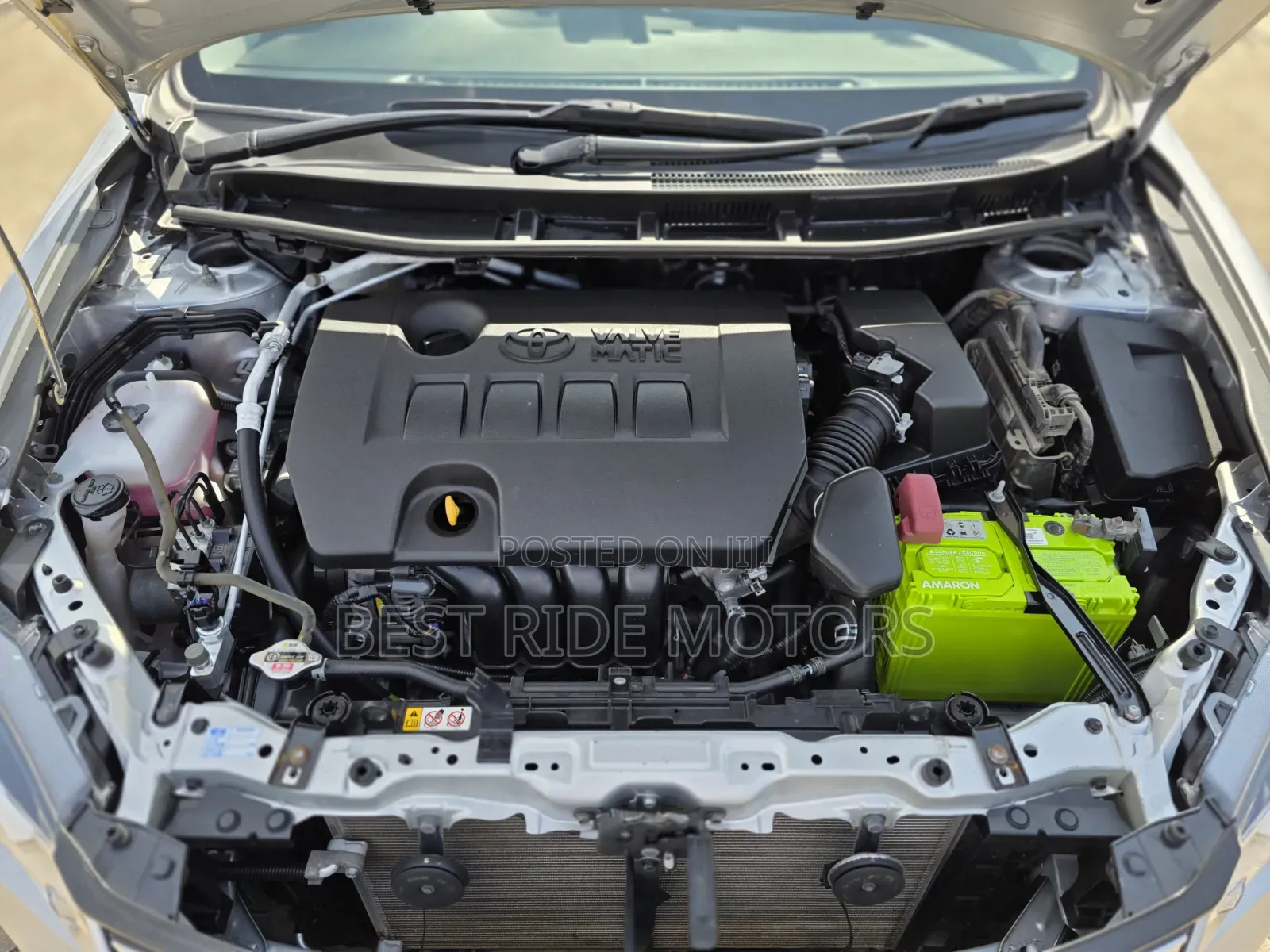 Toyota Premio 2018 Silver
