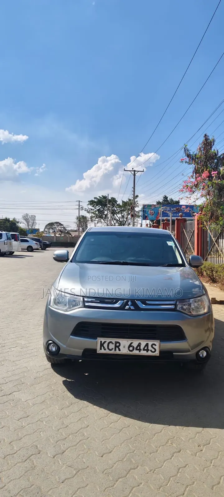 Mitsubishi Outlander 2012 Silver