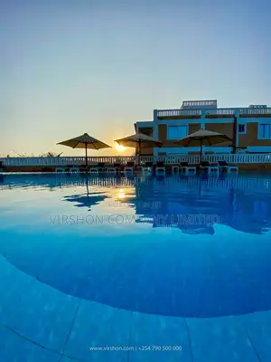 5 Bedroom Holiday Villa