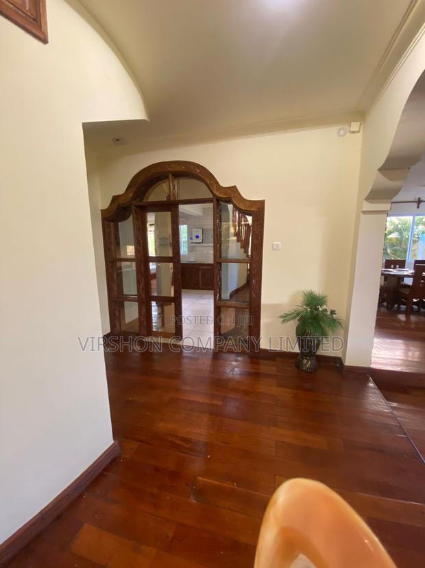 5 Bedroom Holiday Villa - thumbnail 3