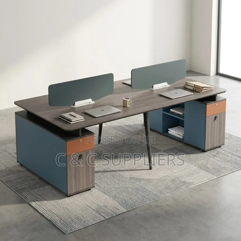 Advanced 4-Way Modular Workstation
