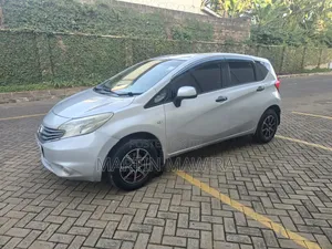Nissan Note 2013 Silver