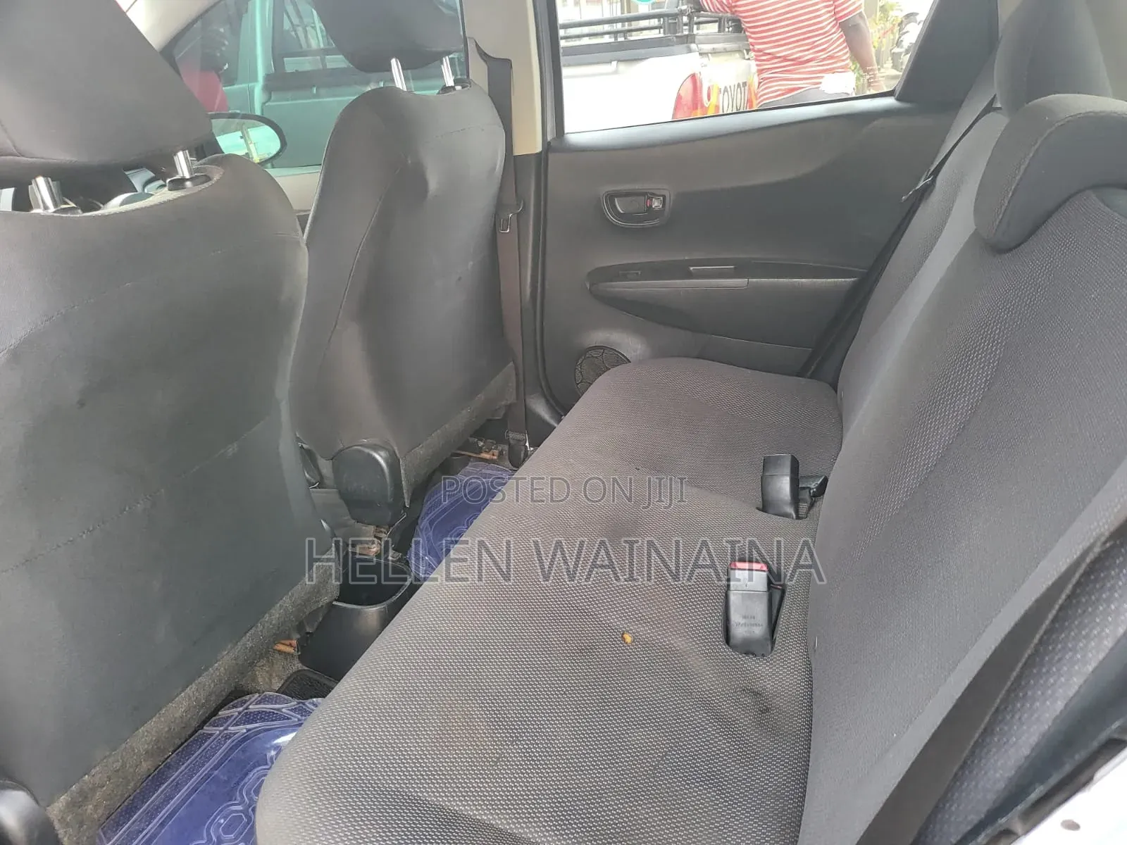 Toyota Vitz 2012 Pink