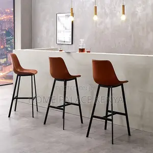 Bar Stool; Comfortable Padded Bar Stool for Kitchen Counters