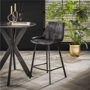 Bar Stool; Comfortable Padded Bar Stool for Kitchen Counters