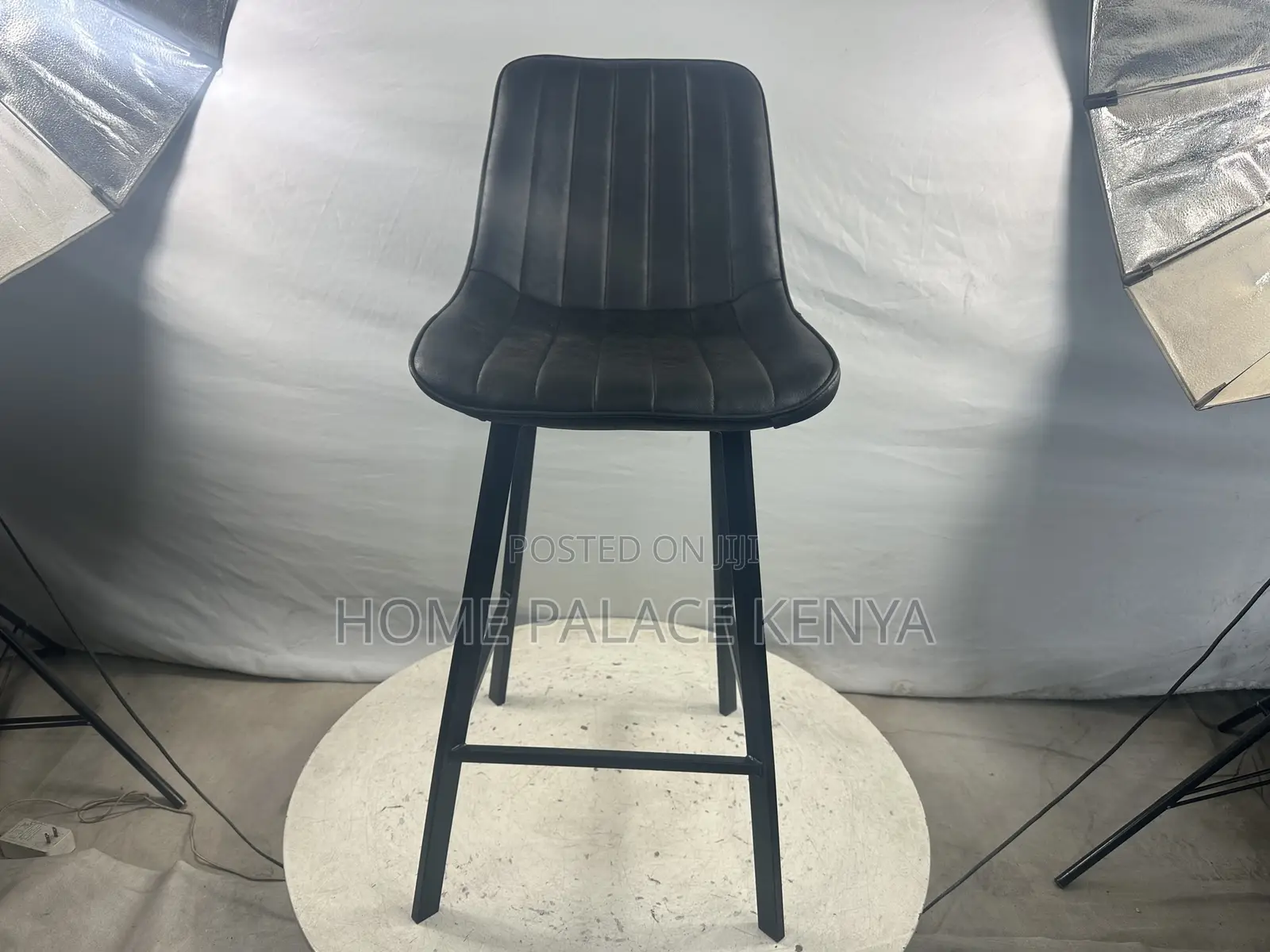 Bar Stool; Comfortable Padded Bar Stool for Kitchen Counters