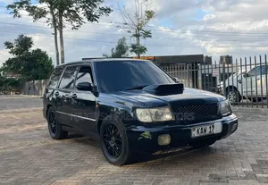 Subaru Forester 2000 Black