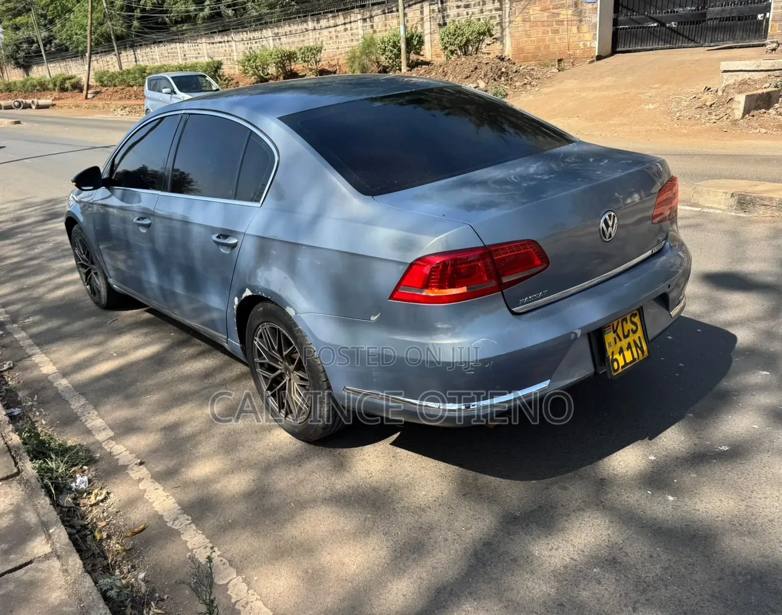 Volkswagen Passat 2012 Blue
