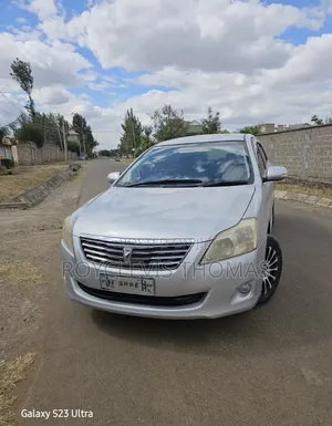 Toyota Premio 1.8 FWD 2014 Silver