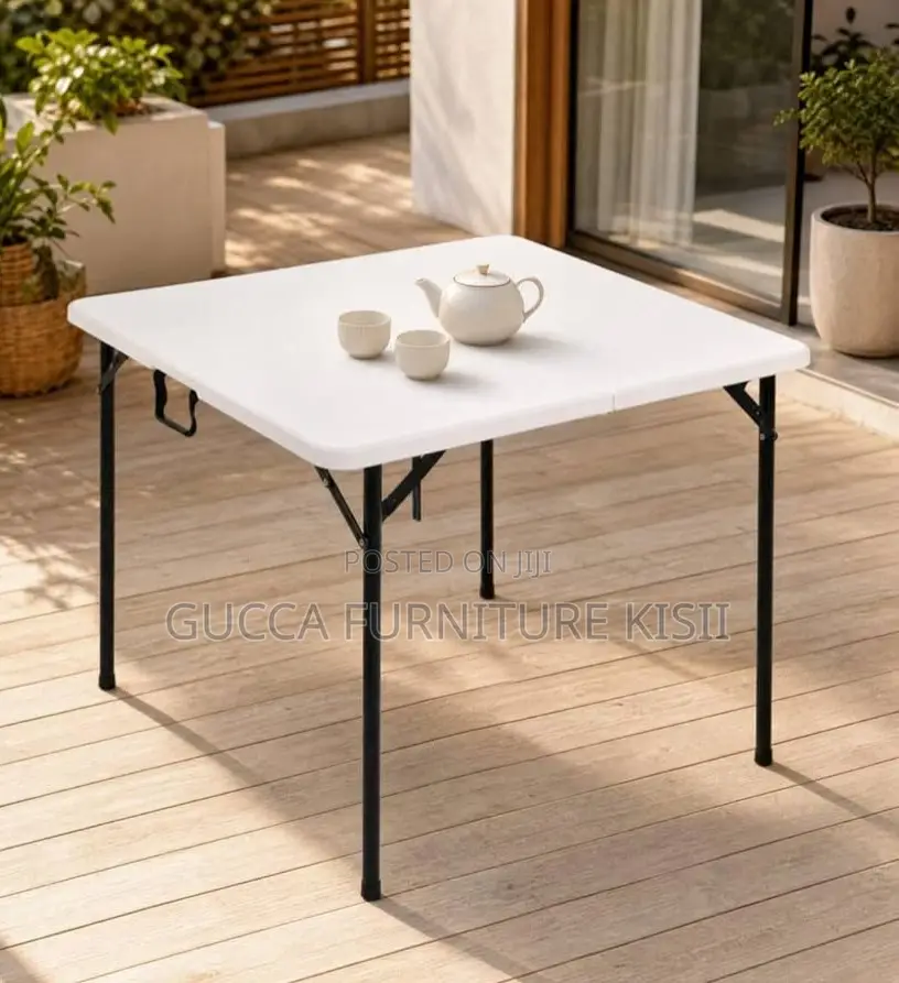 Indoor/Outdoor Polypropene Square Patio Folding Table