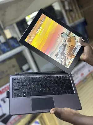 Laptop HP Pro X2 612 G2 8GB Intel Core i5 SSD 256GB
