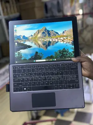 Laptop HP Pro X2 612 G2 8GB Intel Core i5 SSD 256GB