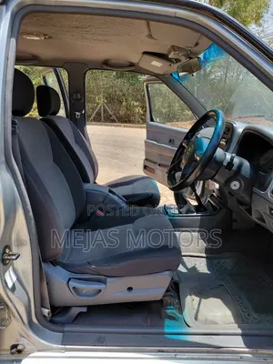 Nissan Navara 2005 Silver