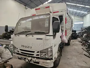 Isuzu NKR Model 2011 for Sale