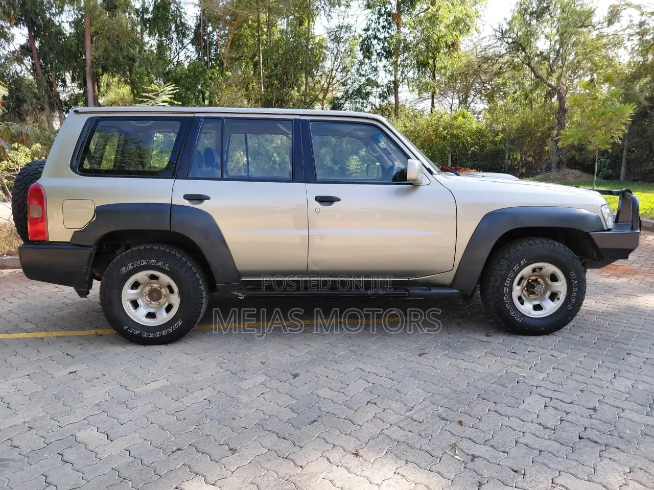 Nissan Patrol 2009 Silver