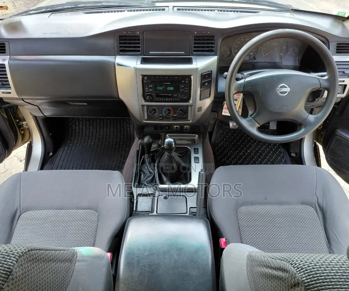 Nissan Patrol 2009 Silver