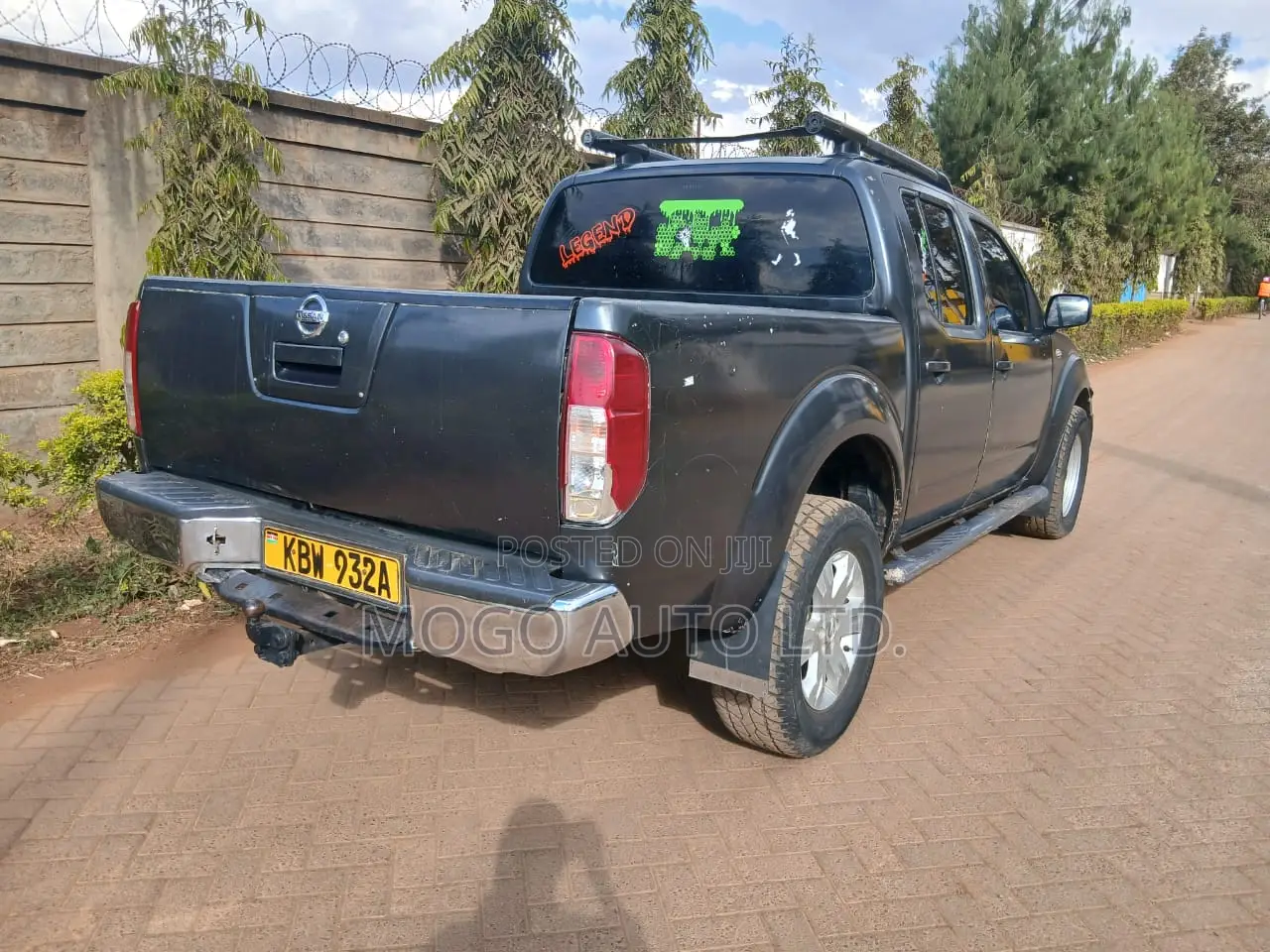 Nissan Navara 2007 Gray