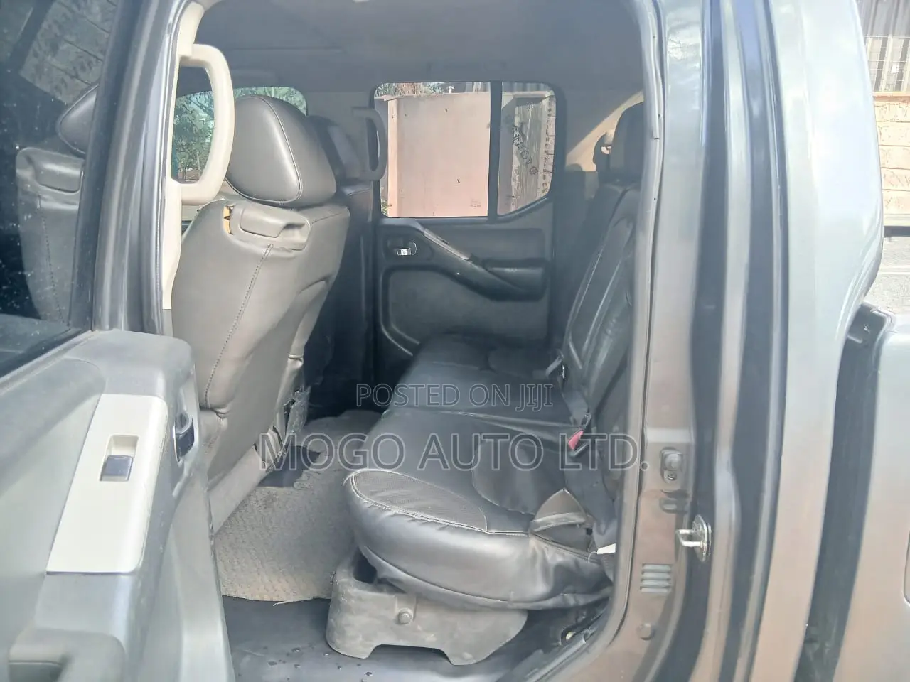 Nissan Navara 2007 Gray