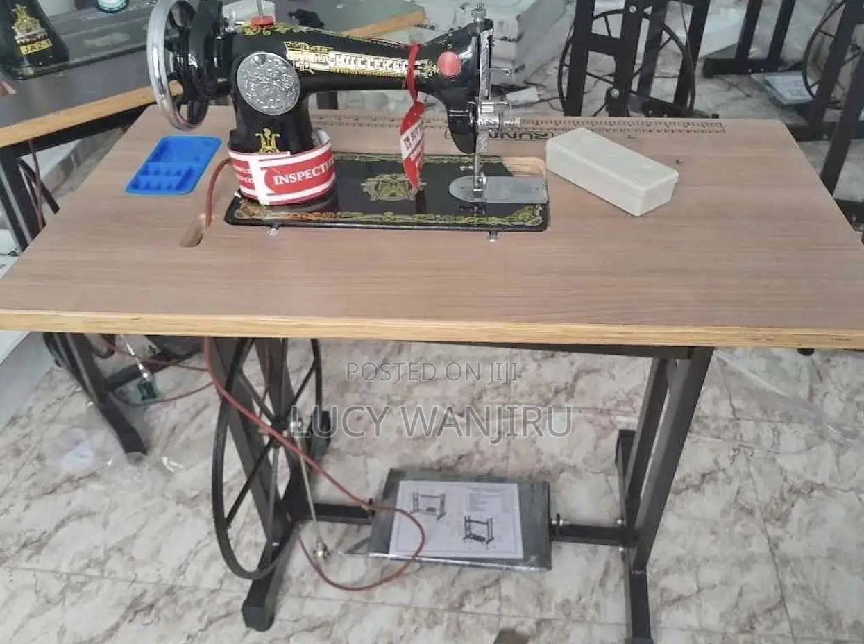 Butterfly Sewing Machine With Imported Stand and Table >quality